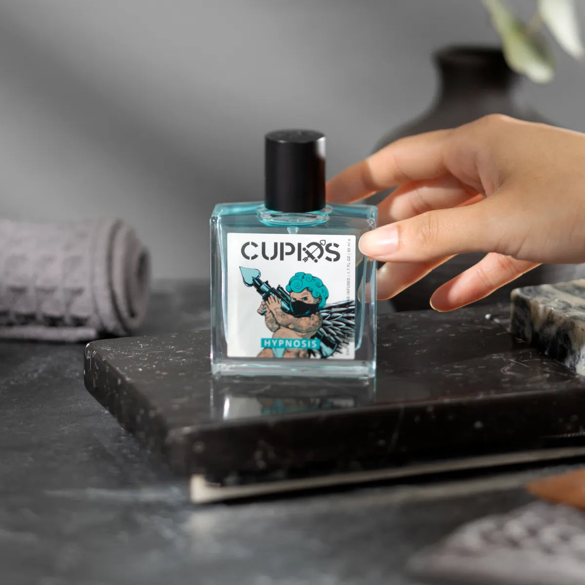 Turn Heads and Ignite Her Desire with Two Sprays of Cupid´s Hypnosis